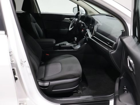 Used 2024 Kia Sportage LX AWD/4WD image 22