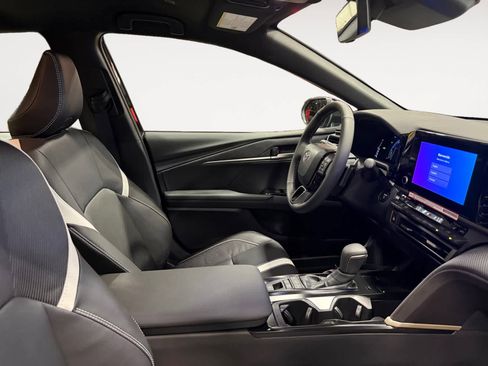 New 2026 Toyota Camry SE FWD image 15
