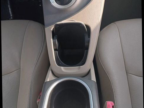 Used 2012 Toyota Prius Two image 18