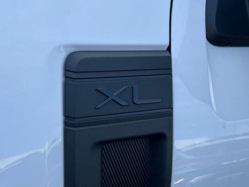 New 2025 Ford Maverick XL w/ Equipment Group 101A image 9