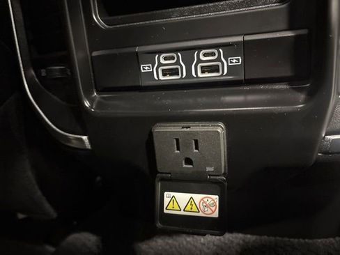 Used 2022 RAM 2500 Laramie image 11