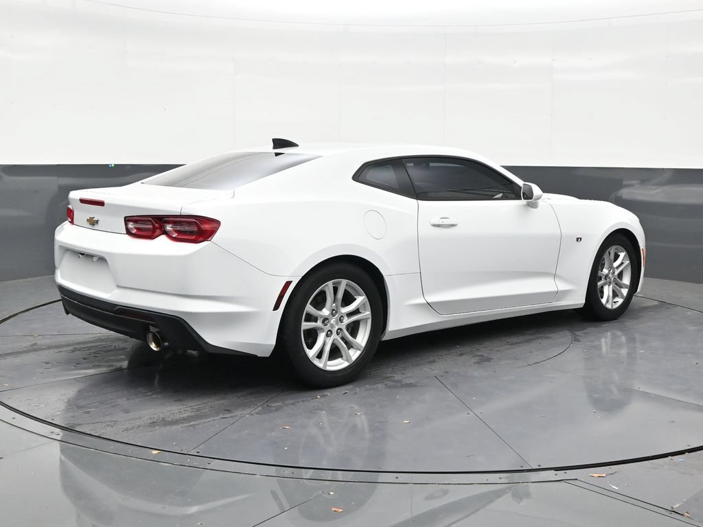 Used 2022 Chevrolet Camaro LS RWD image 5