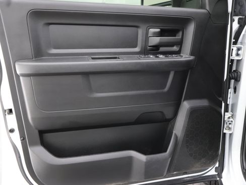 Used 2024 RAM 3500 Tradesman w/ Chrome Appearance Group image 40