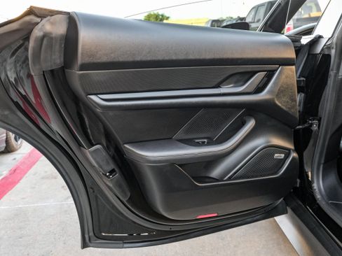 Used 2021 Porsche Taycan Base image 42