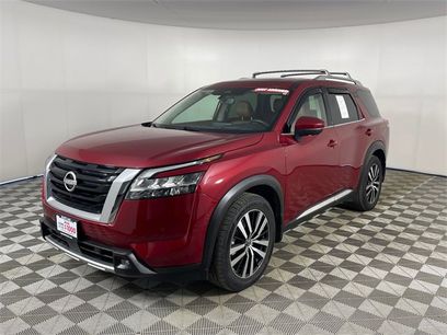 Used 2023 Nissan Pathfinder Platinum w/ Cargo Package