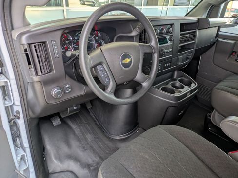 Used 2024 Chevrolet Express 2500 w/ Driver Convenience Package image 12