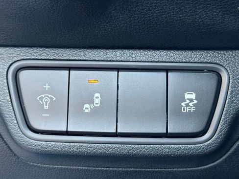 Used 2023 Kia Forte GT image 18