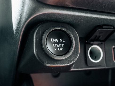Used 2024 Ford Maverick Lariat FWD image 32