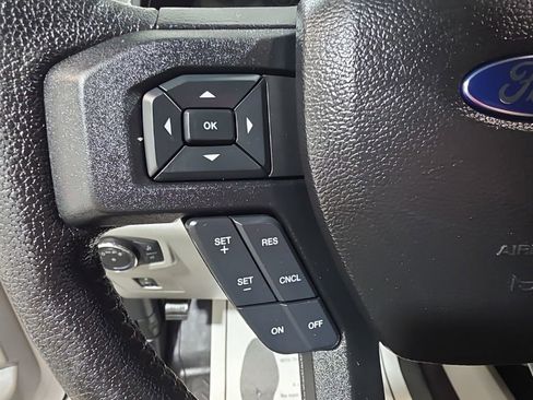 Used 2016 Ford F150 XLT w/ Equipment Group 302A Luxury image 26