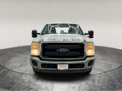 Used 2016 Ford F250 XL w/ Power Equipment Group image 3