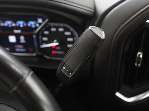 Used 2022 GMC Sierra 1500 AT4 w/ AT4 Premium Package AWD/4WD image 23