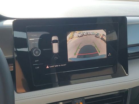 New 2025 Volkswagen Taos S image 19