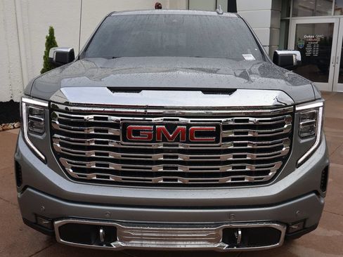 Certified 2023 GMC Sierra 1500 Denali w/ Denali Reserve Package AWD/4WD image 2