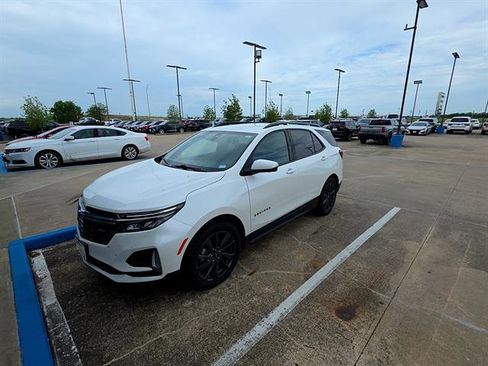 Used 2023 Chevrolet Equinox RS w/ RS Leather Package FWD image 1