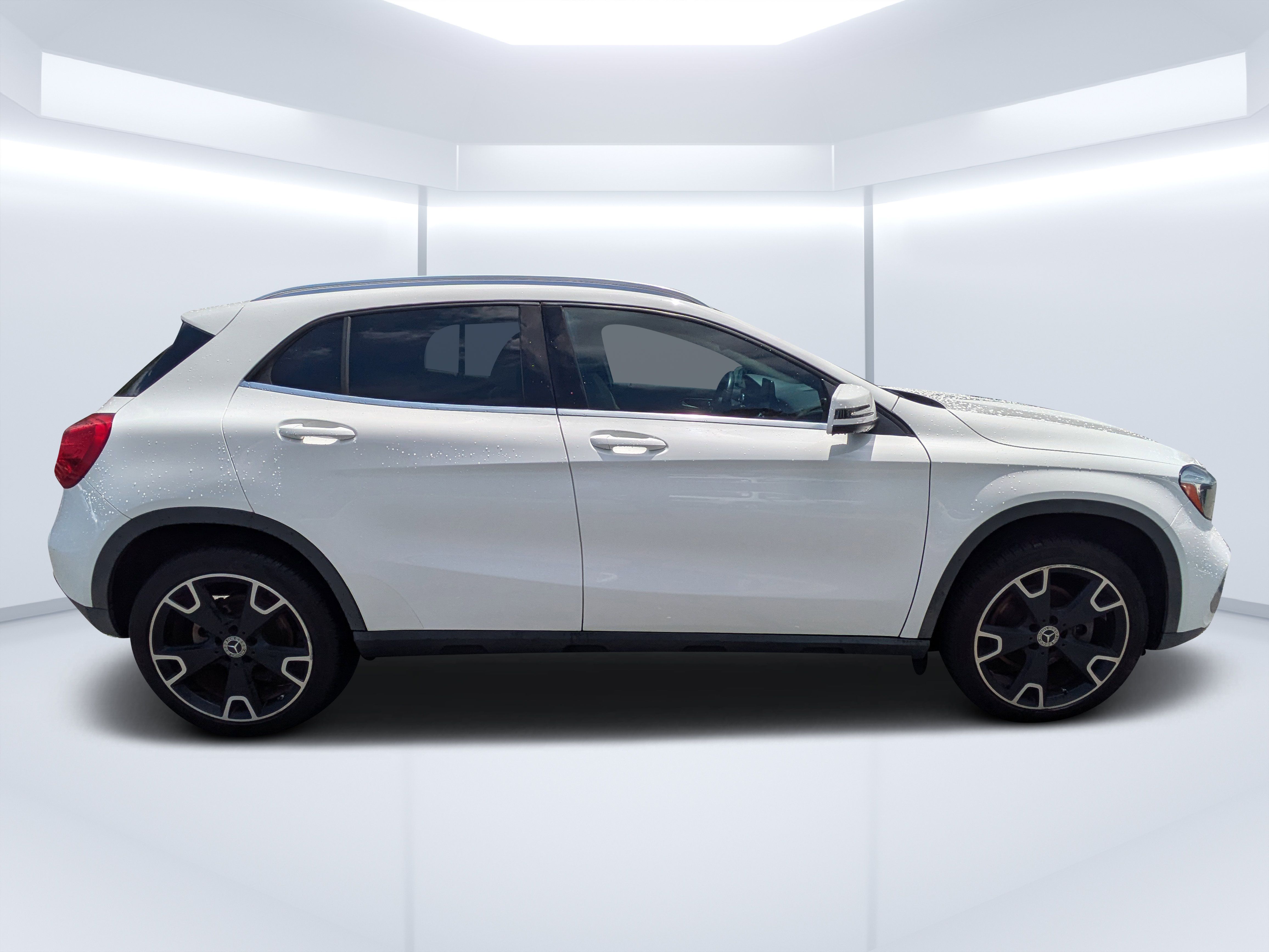 Certified 2018 Mercedes-Benz GLA 250 image 2