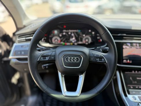 Used 2021 Audi Q7 2.0T Premium Plus w/ Premium Plus Package AWD/4WD image 6