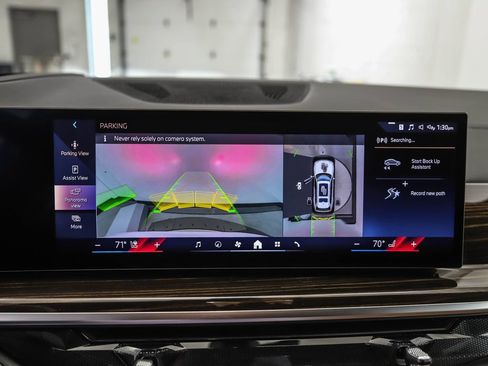 Certified 2026 BMW X7 xDrive40i w/ M Sport Package AWD/4WD image 19