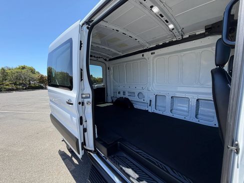 Used 2024 Ford Transit 250 148 Medium Roof RWD image 16