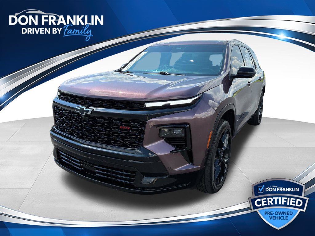 Used 2024 Chevrolet Traverse RS FWD image 1