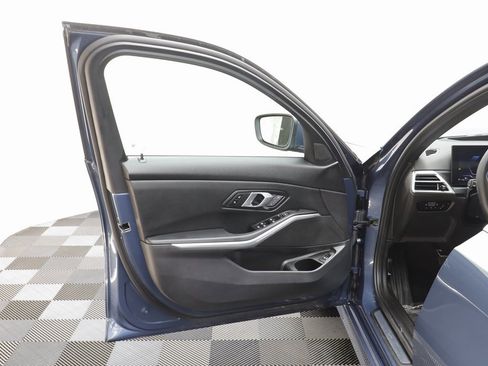 Certified 2025 BMW 330i xDrive Sedan image 5