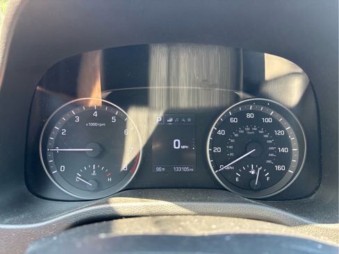 Used 2018 Hyundai Elantra SEL FWD image 7