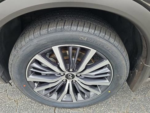 Used 2023 INFINITI QX60 Autograph w/ Cargo Package image 10