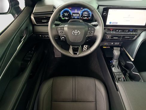 Used 2026 Toyota Camry XSE w/ Premium Plus Package FWD image 10