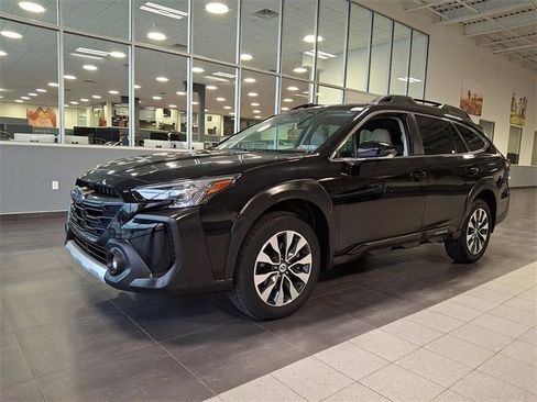 Used 2023 Subaru Outback Limited w/ Popular Package #2 image 3