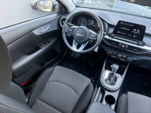 Used 2024 Kia Forte LXS FWD image 19