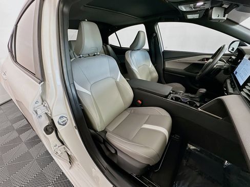 Used 2025 Toyota Camry SE w/ Multimedia Upgrade Package FWD image 28