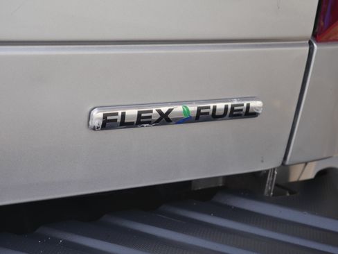 Used 2012 Ford F350 XLT w/ XLT Interior Pkg AWD/4WD image 16