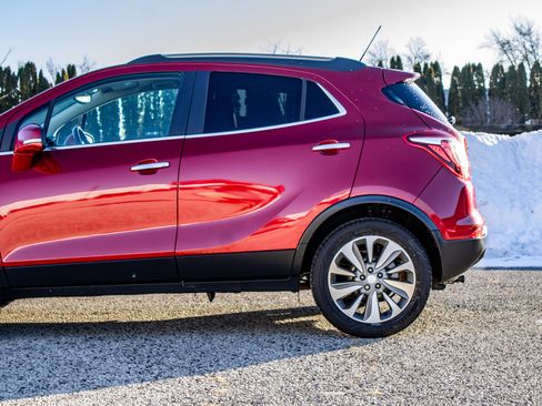 Used 2019 Buick Encore Preferred image 32