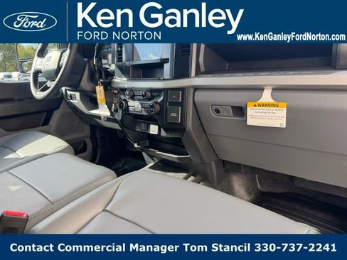 New 2026 Ford F550 4x4 Crew Cab image 17