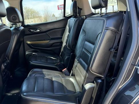 Used 2017 GMC Acadia Denali w/ Technology Package AWD/4WD image 12