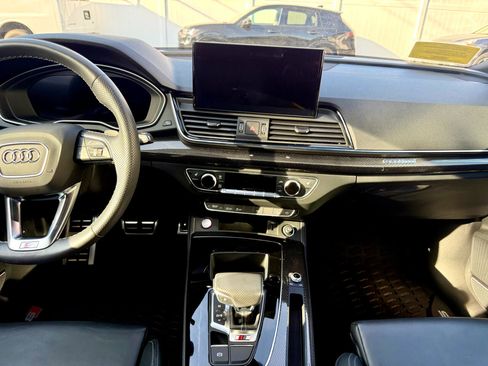 Used 2021 Audi SQ5 Premium Plus w/ Premium Plus Package image 32