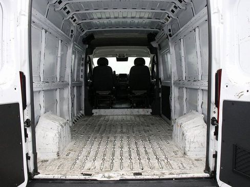 Used 2023 RAM ProMaster 2500 image 21