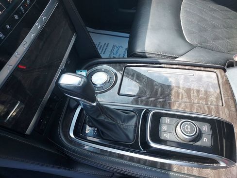 Used 2023 Nissan Armada Platinum w/ Captain's Chairs Package RWD image 28
