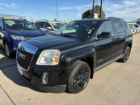 Used 2015 GMC Terrain SLE AWD/4WD image 1