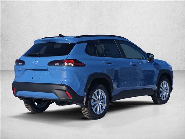 New 2026 Toyota Corolla Cross LE w/ Moonroof Package FWD image 2