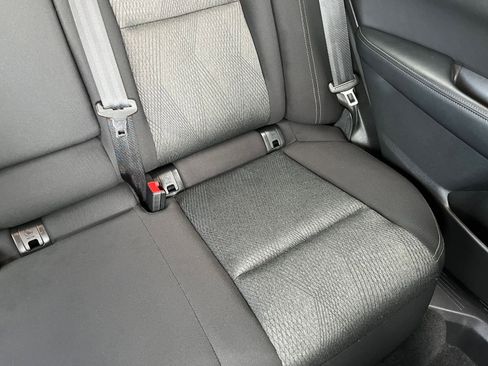 Used 2025 Nissan Rogue SV AWD/4WD image 39