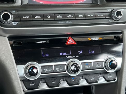 Used 2020 Hyundai Elantra SEL FWD image 20