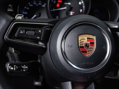 Certified 2026 Porsche Macan AWD/4WD image 20