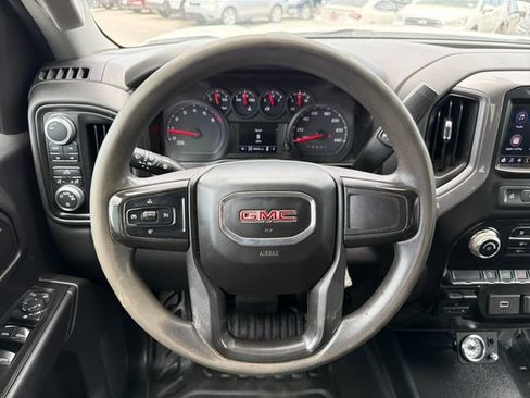 Used 2020 GMC Sierra 1500 4x4 Crew Cab w/ Sierra Value Package image 10