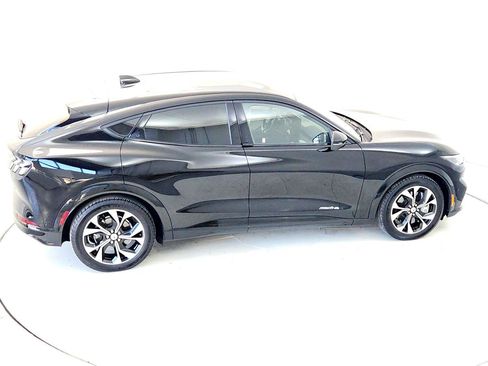 Used 2023 Ford Mustang Mach-E Premium image 18