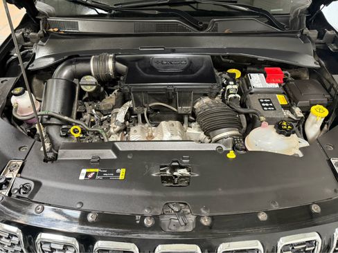 Used 2025 Jeep Compass Limited AWD/4WD image 12