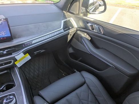 New 2026 BMW X7 xDrive40i w/ M Sport Package image 18