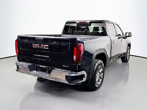 Used 2024 GMC Sierra 1500 SLT image 7