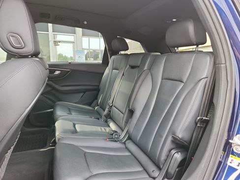 Used 2022 Audi Q7 3.0T Premium Plus w/ Premium Plus Package AWD/4WD image 18