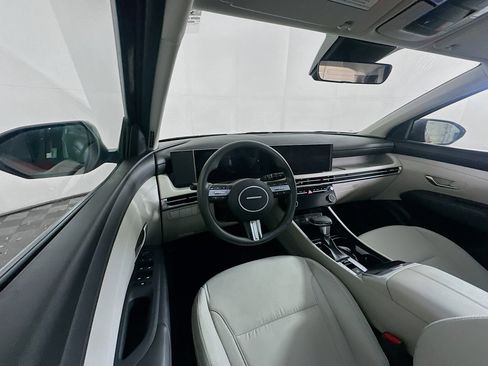 Used 2025 Hyundai Tucson SEL AWD/4WD image 18