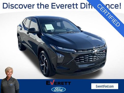 Used 2024 Chevrolet Trax RS w/ Driver Confidence Package FWD image 1